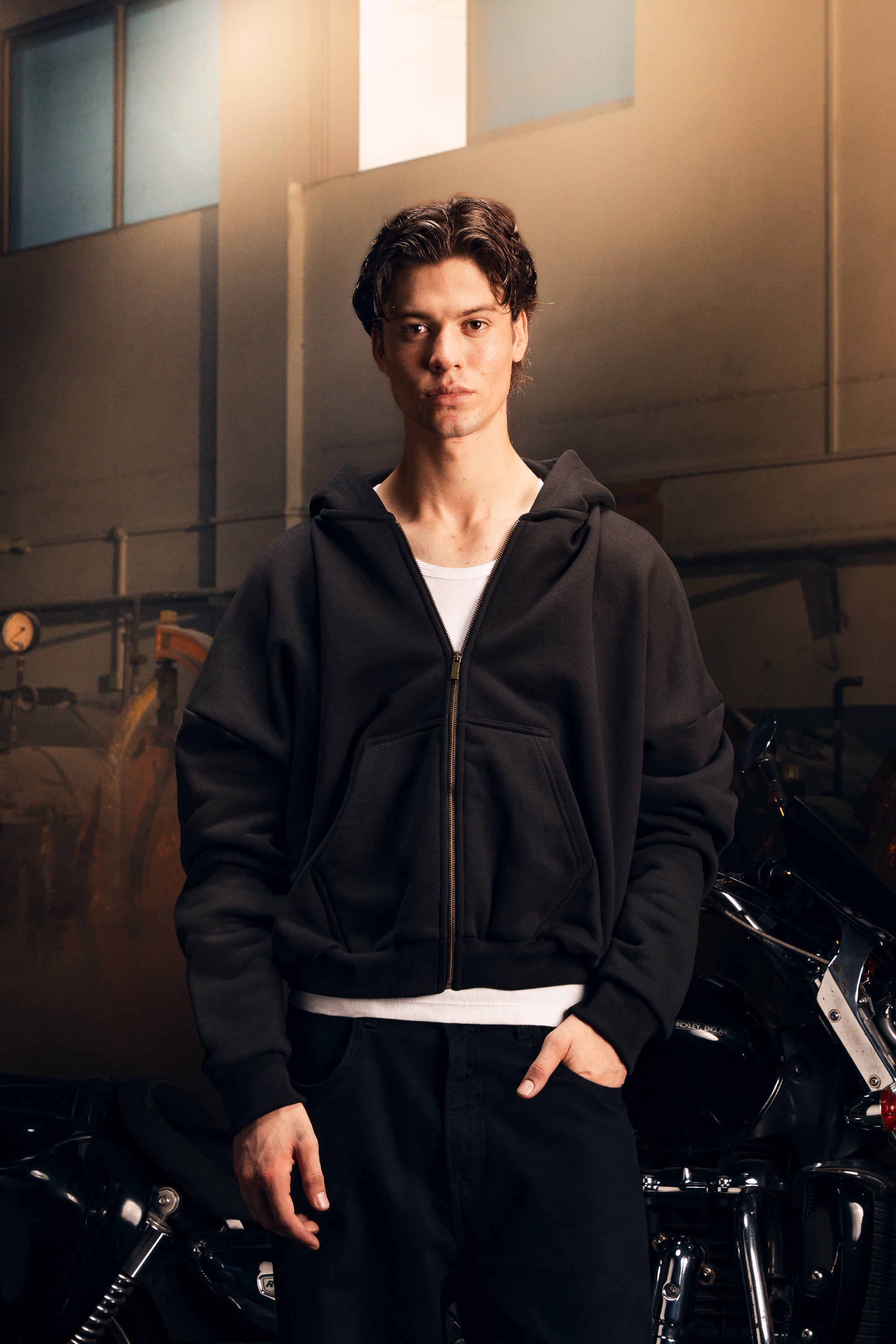 Heavy Pima Fleece Cropped Zip - Black