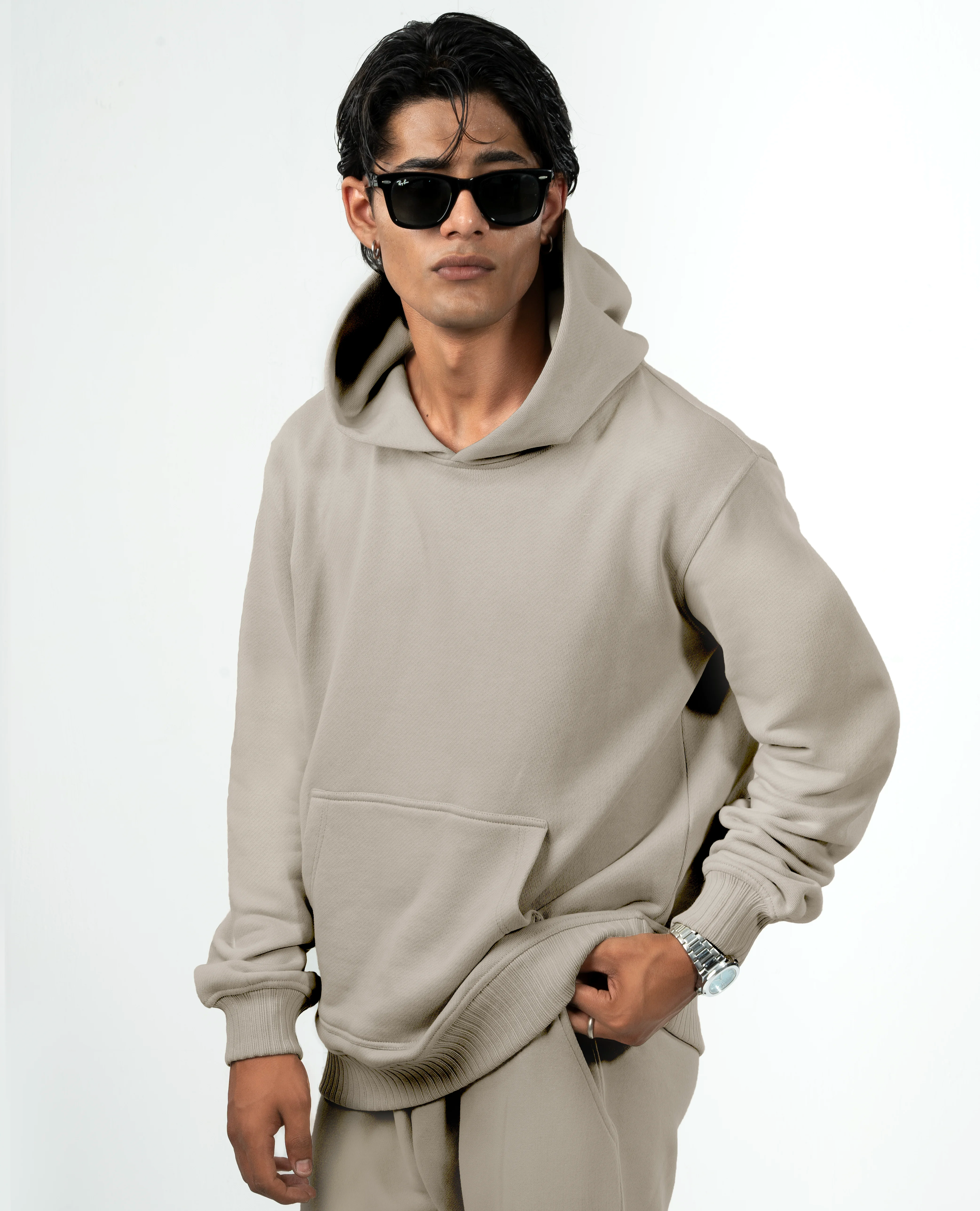 D27 Mid Weight Pull over, Standard fit, Smokey Taupe. Final Sale