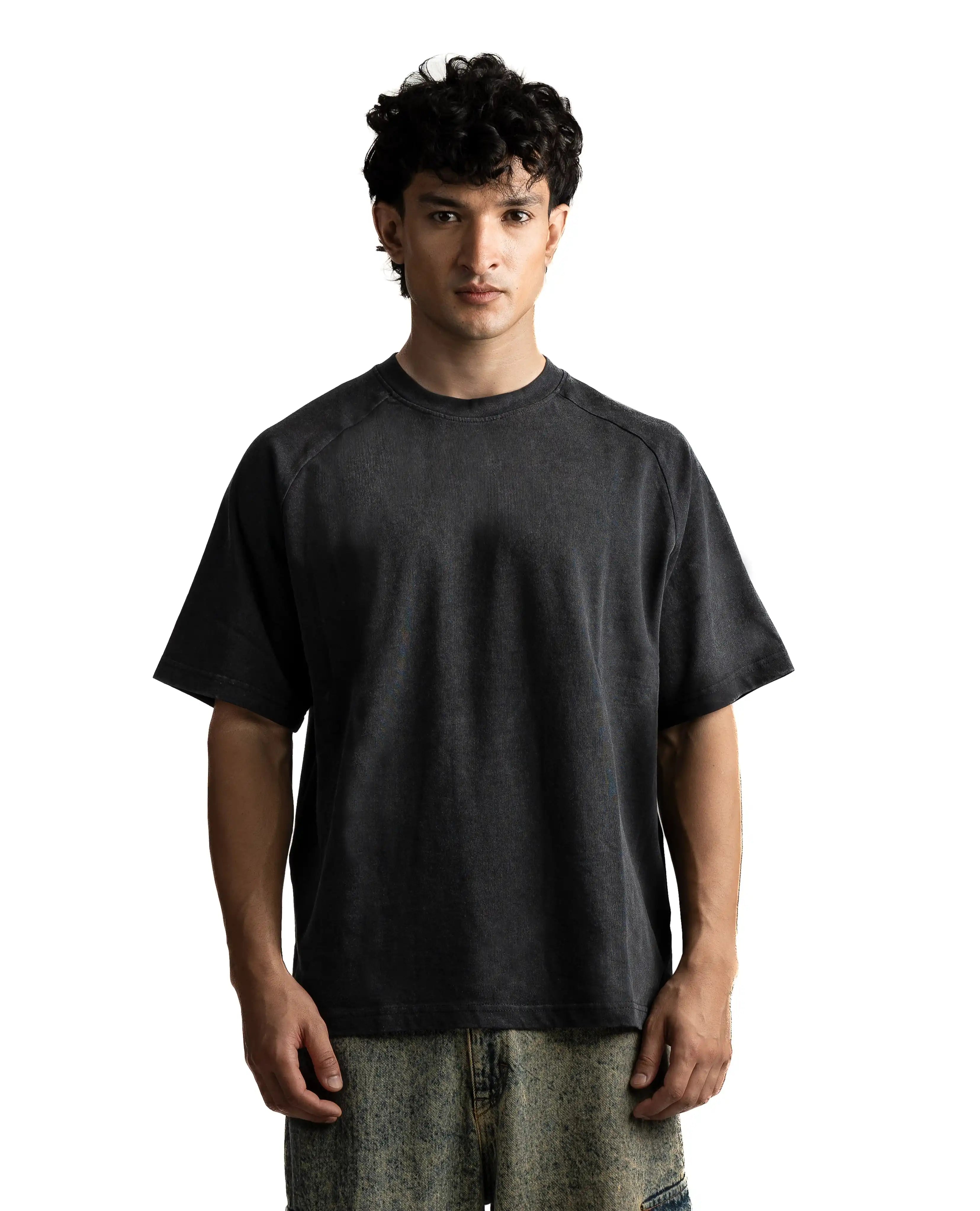 R32 Premium 220GSM Organic Cotton Raglan Tee – Vintage