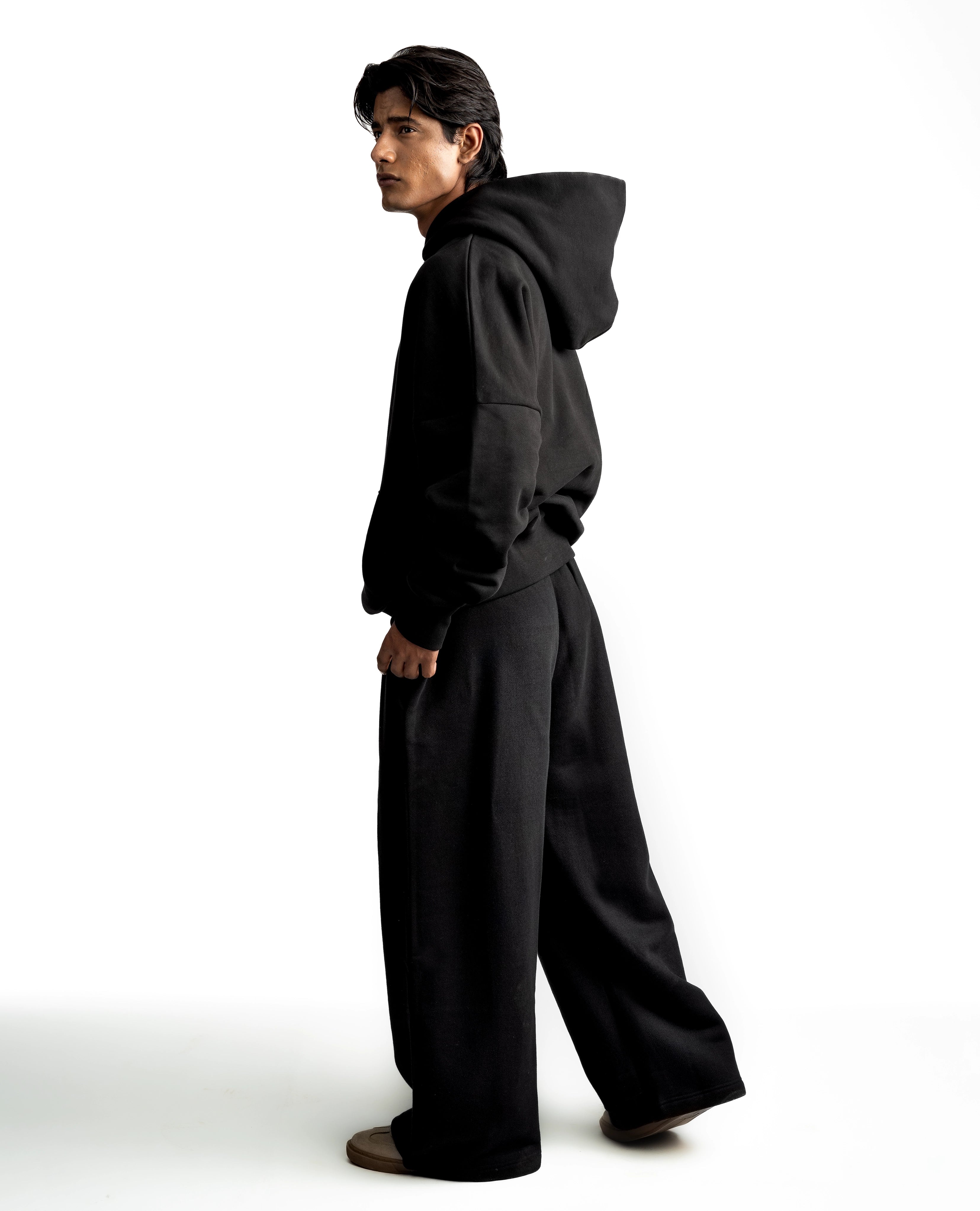 Y33 Designer Pleated Organic Sweatpants — 520GSM, Baggy Oversized, Black