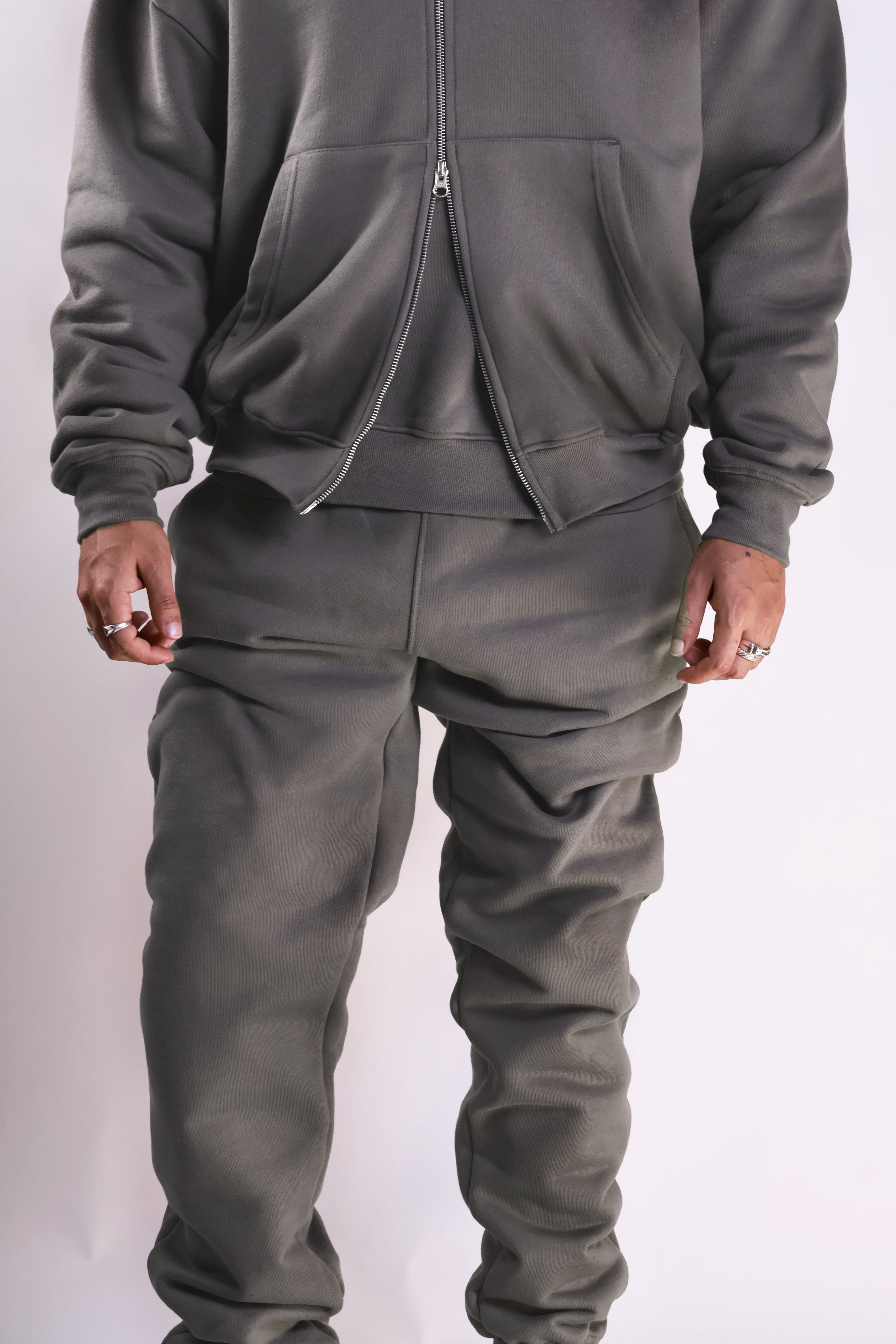 SE465 Oversized Sweat Pants Charcoal Grey (February Delivery)