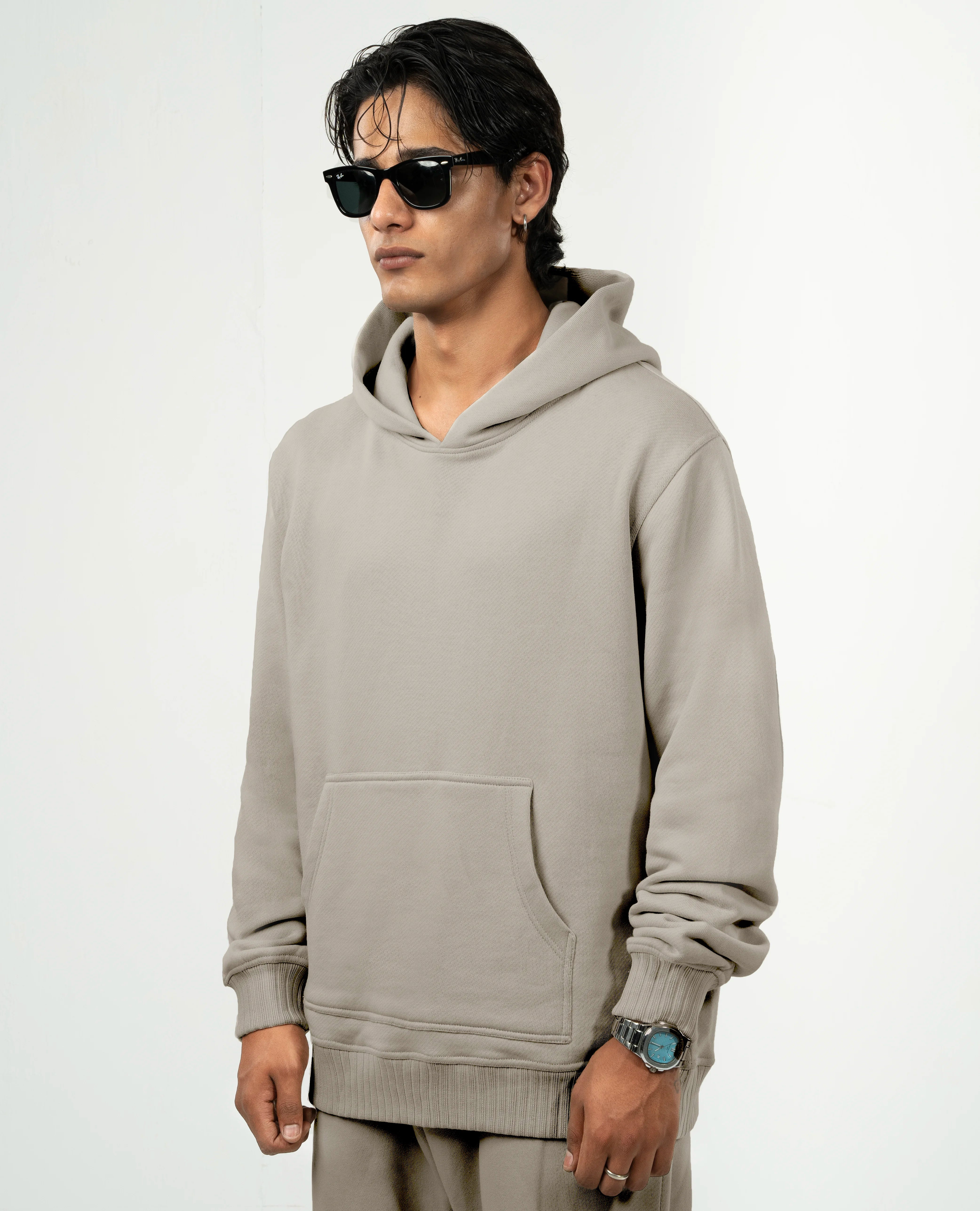 D27 Heavy Weight Pull over, Standard fit, Smokey Taupe
