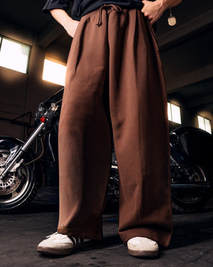 Y33 Designer Pleated Organic Sweatpants — 520GSM, Baggy Oversized, Mocha Brown