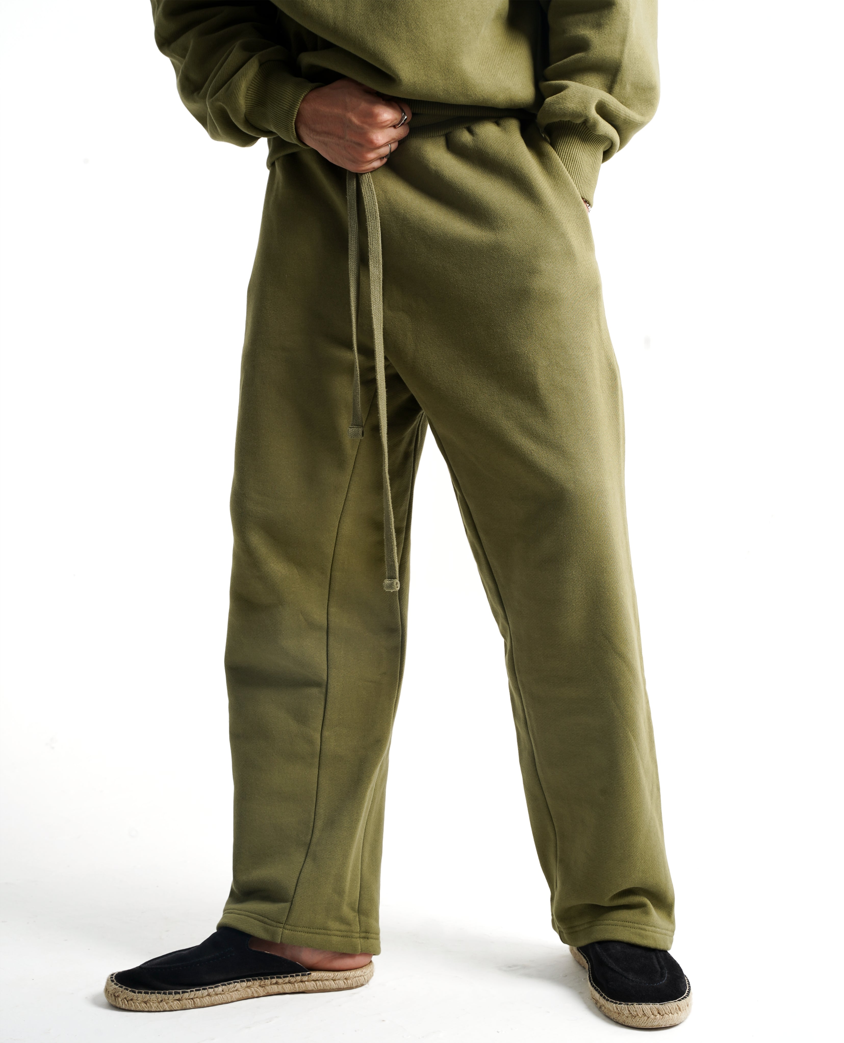 Y29 Ultra Heavy Organic Straight Leg Sweats, Olive-Green