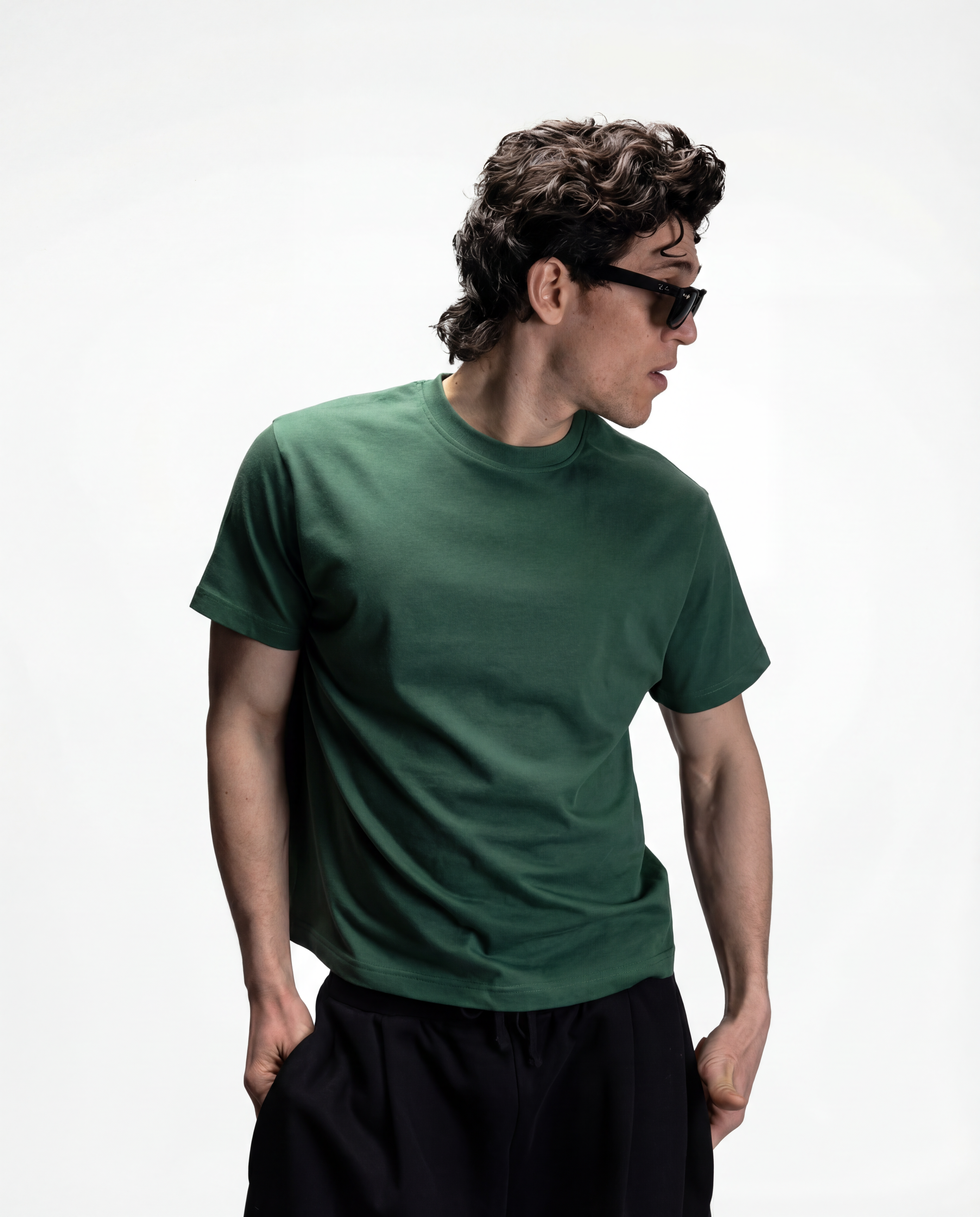 S32 Standard Fit Cropped T-Shirt — 220 GSM Organic Cotton - Pine Green