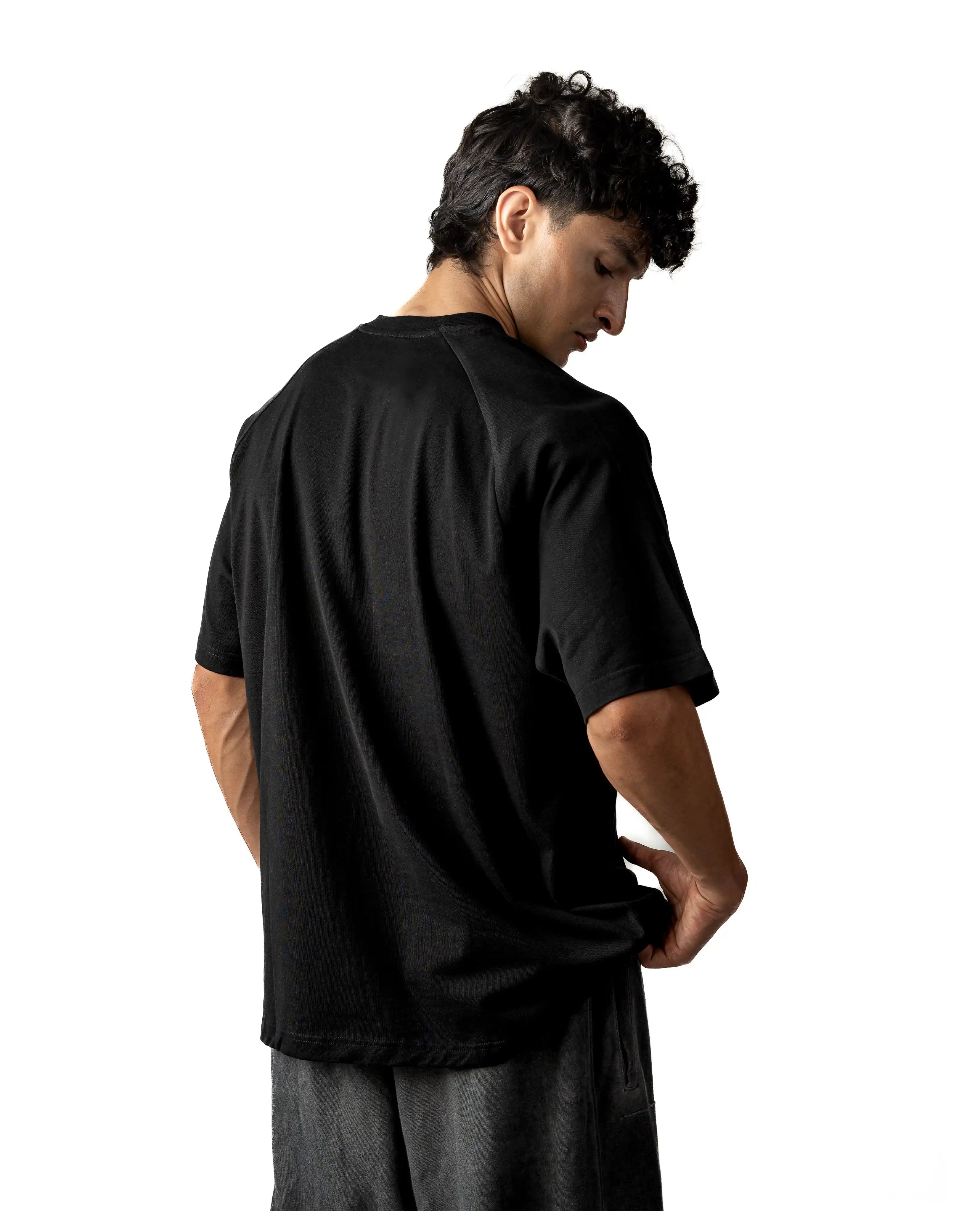 R32 Premium 220GSM Organic Cotton Raglan Tee – Black