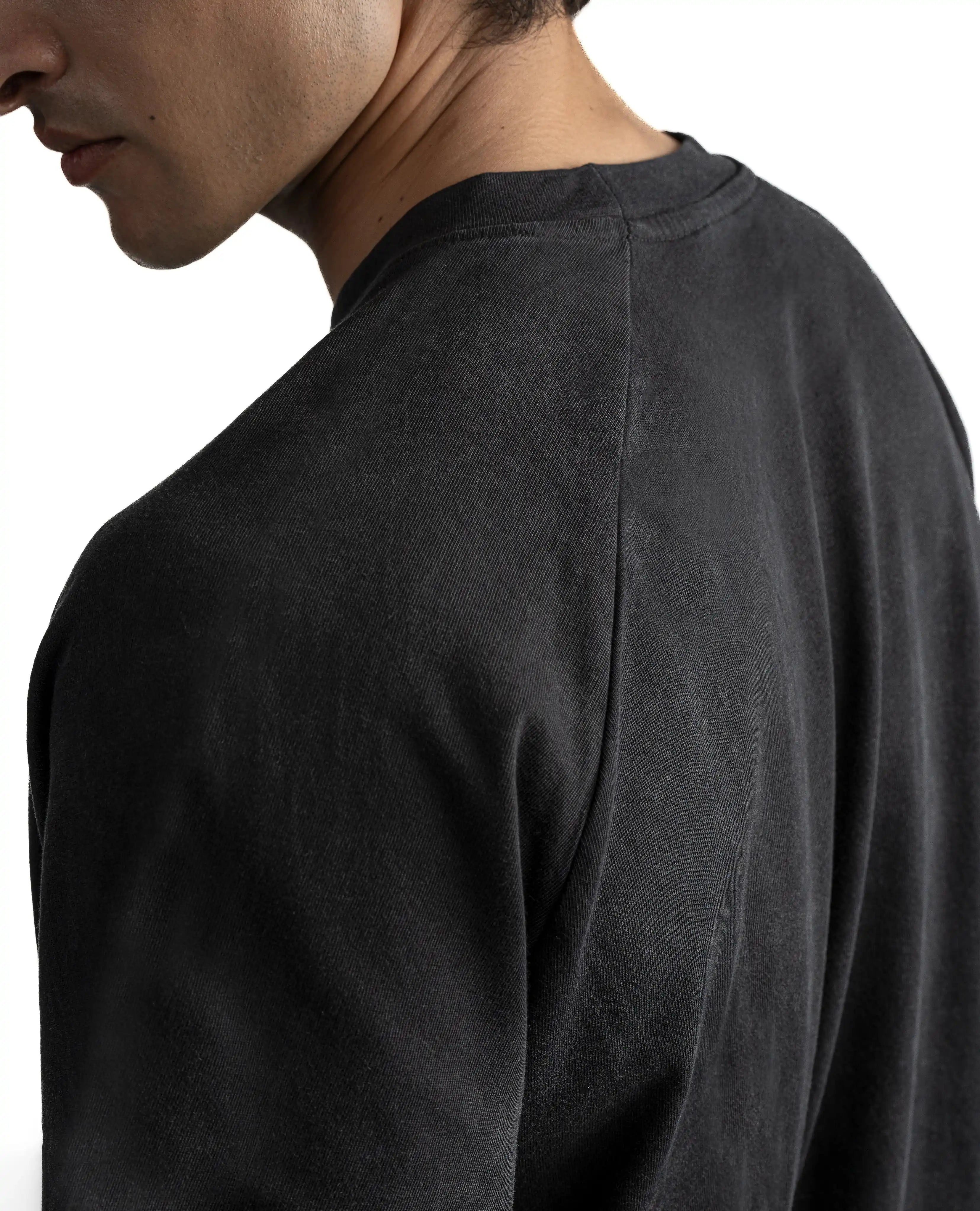 R32 Premium 220GSM Organic Cotton Raglan Tee – Vintage